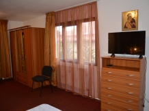 Casa cu Prieteni - Sinaia - accommodation in  Prahova Valley (09)