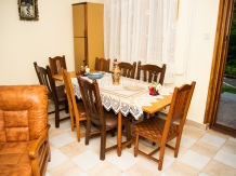 Pensiunea Erik Olanesti - accommodation in  Oltenia (14)