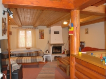 Cabana Malul Lacului - accommodation in  Transylvania (07)