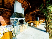 Pensiunea Saratura Cerbilor - accommodation in  Fagaras and nearby (04)