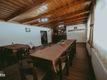 Pensiunea Saratura Cerbilor - accommodation in  Fagaras and nearby (06)
