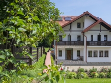 Pensiunea Andaluz - accommodation in  Gura Humorului, Bucovina (02)