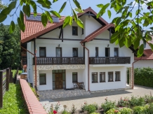 Pensiunea Andaluz - accommodation in  Gura Humorului, Bucovina (03)
