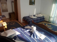 Pensiunea Grandemi Belvedere Bucovina - accommodation in  Gura Humorului, Voronet, Bucovina (08)