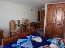 Pensiunea Grandemi Belvedere Bucovina - accommodation in  Gura Humorului, Voronet, Bucovina (10)