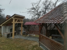 Cabana Cristalul Muntilor - alloggio in  Piatra Craiului (05)