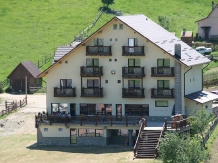 Pensiunea Ursul Carcotas - accommodation in  Rucar - Bran, Moeciu (01)