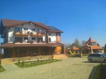 Pensiunea Casa Luanna - cazare Fagaras, Sambata (02)