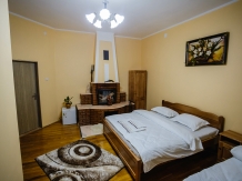 Casa Cristal - accommodation in  North Oltenia (07)