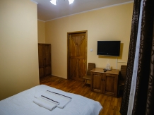 Casa Cristal - accommodation in  North Oltenia (19)