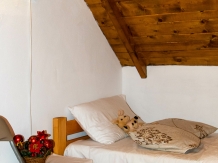 Pensiunea La Gicu - accommodation in  Apuseni Mountains (12)