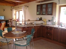 Casa de vacanta Ioana - accommodation in  Prahova Valley (03)