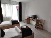 Pensiunea Alesia - accommodation in  Muntenia (25)