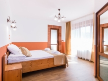 Pensiunea Ceaunul Haiducului - accommodation in  Rucar - Bran, Moeciu, Bran (07)