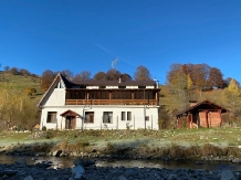Casa Iaroslave - accommodation in  North Oltenia (02)