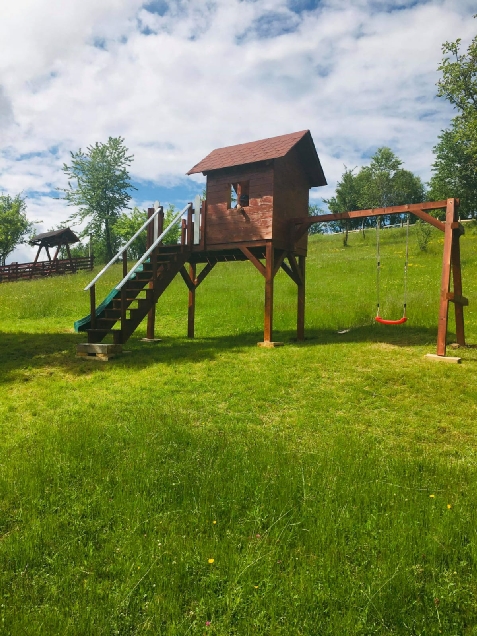 Cabanuta Stefan - accommodation in Apuseni Mountains, Motilor Country, Arieseni (Surrounding) Cabanuta Stefan - accommodation in Apuseni Mountains, Motilor Country, Arieseni (Surrounding)
