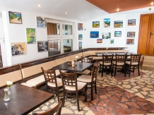 Pensiune Restaurant Casa Alba - accommodation in  North Oltenia, Cernei Valley (10)