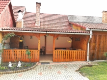 Casa de vacanta in Orlat - accommodation in  Sibiu Surroundings (04)