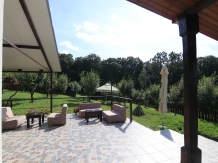 Pensiunea Emelys - accommodation in  Moldova (50)