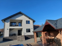 Pensiunea Happy Day Horezu - accommodation in  Olt Valley, Horezu (08)