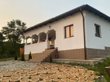 Ascunzatoarea Haiducului - accommodation in  North Oltenia (02)