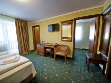 Pensiunea Montebello - accommodation in  Prahova Valley (06)