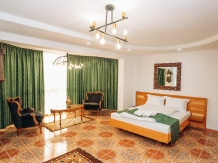 Royal Rucar Villa - accommodation in  Rucar - Bran (07)