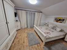 Casa din Deal - accommodation in  Apuseni Mountains, Motilor Country (06)