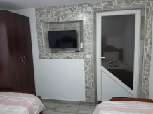 Pensiunea La Ovidiu - accommodation in  Gura Humorului, Voronet, Bucovina (25)