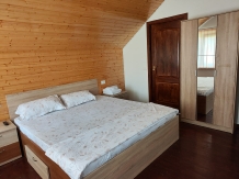 Casa Irina - accommodation in  Olt Valley, Horezu (08)