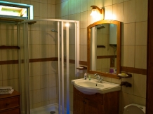 Casa Ella - accommodation in  Moldova (23)
