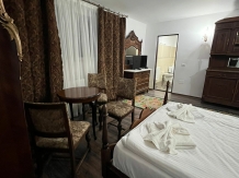 Pensiunea Eisenau - accommodation in  Gura Humorului, Bucovina (13)
