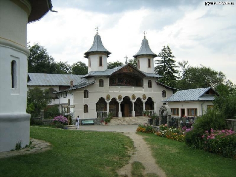 Punct Gastronomic Local La Vero Acasa - cazare Slanic Prahova, Cheia (Activitati si imprejurimi)