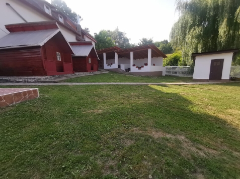 Pensiunea Anidor - accommodation in Hateg Country (Surrounding) Pensiunea Anidor - accommodation in Hateg Country (Surrounding)