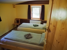 Casa Bucur Obor Panatau - accommodation in  Muntenia (04)