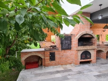 Pensiunea Intre Prieteni - alloggio in  Vallata di Brasov (57)
