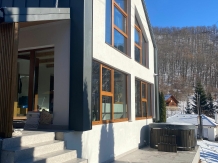 Nessa Chalet - cazare Transilvania (03)