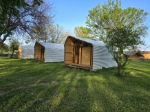 Boarding Nation Island Camping - accommodation in  Muntenia (29)