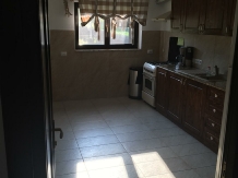 La Conu' Nae - accommodation in  Muntenia (15)