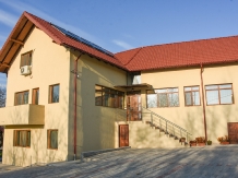 Pensiunea Tomis Evergreen - cazare Fagaras, Tara Muscelului (02)