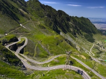 Transfagarasanul - drum printre nori si munti